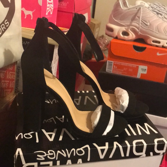 Black Platform chunky heels - Picture 2 of 5